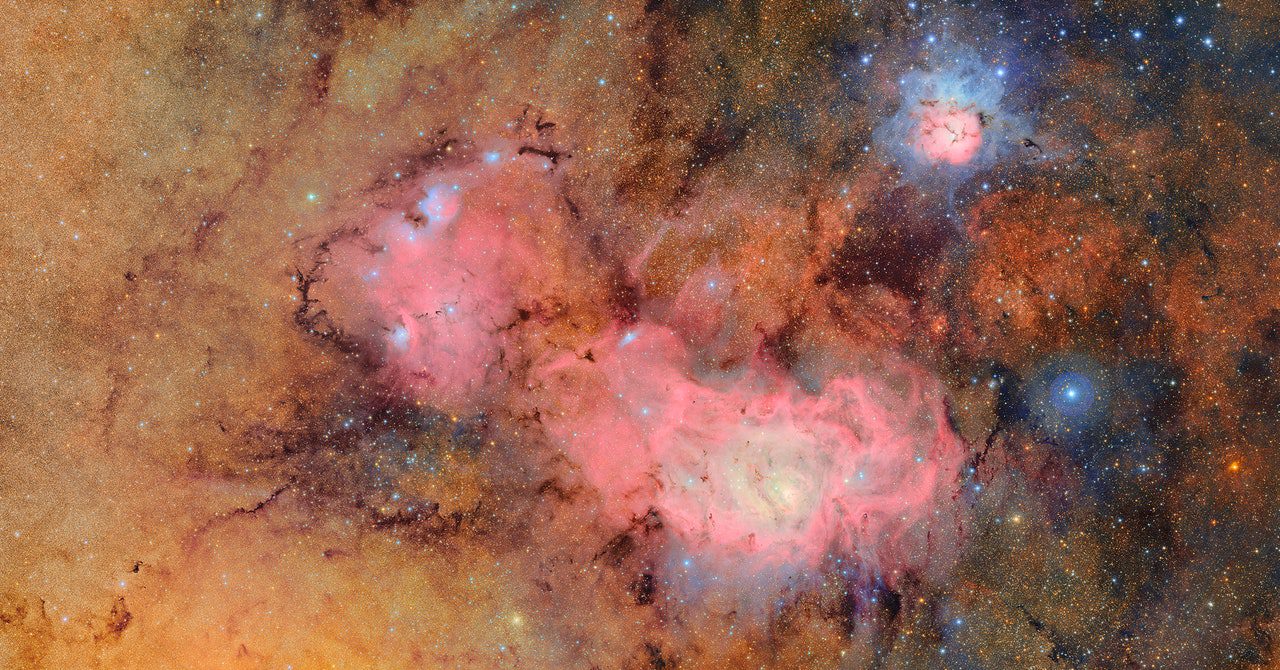 The largest room ever built publishes its first images of the cosmos