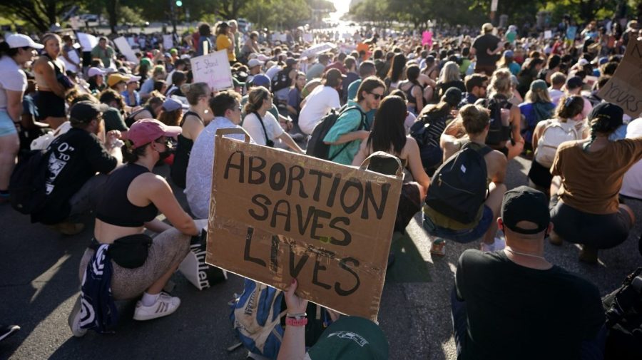 Texans Most Possible to Travel Out of State for Abortion Last year: Research