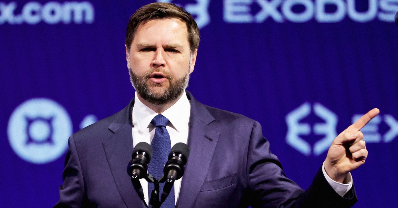 At Bitcoin 2025, Crypto Purists and The Maga Fedeful collide