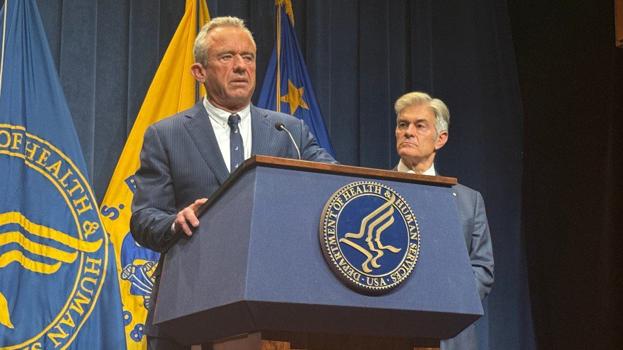 HHS encourages insurance companies to reduce advance permits