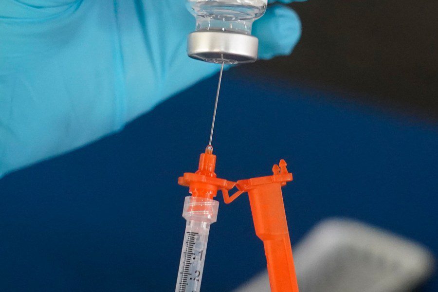 FDA Vaccine Officers have restricted Covid Vaccine Applications to Aggcy Staff Advice