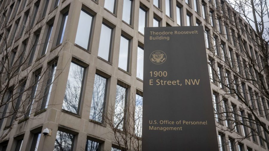Federal government does not pay 154,000 to work: report