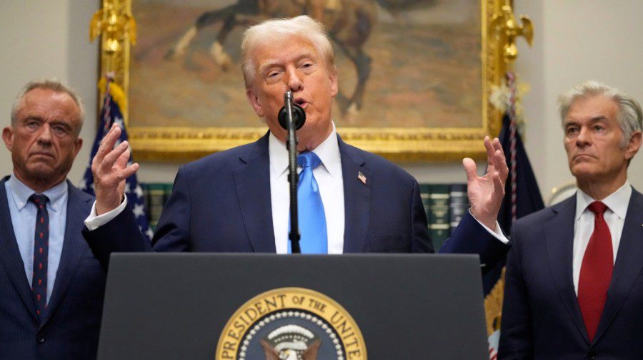 Trump says that "do not take talenol" to pregnant women, inconsistent standard guidance